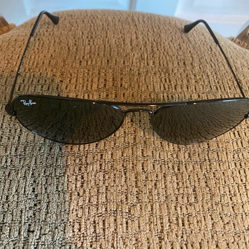Ray-Ban Aviators - Picture 6 of 12